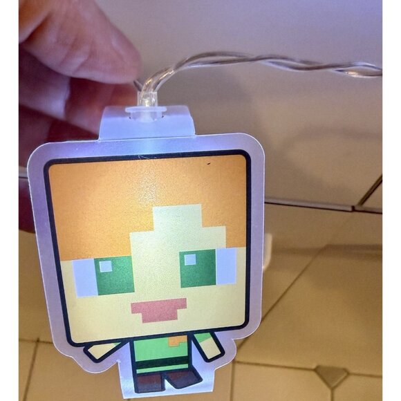 MINECRAFT 10 Battery operated String Lights - Working. Like new. - Picture 10 of 11